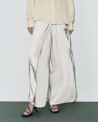  URBAN REVIVO - Quần nữ ống rộng phối tà vắt chéo 