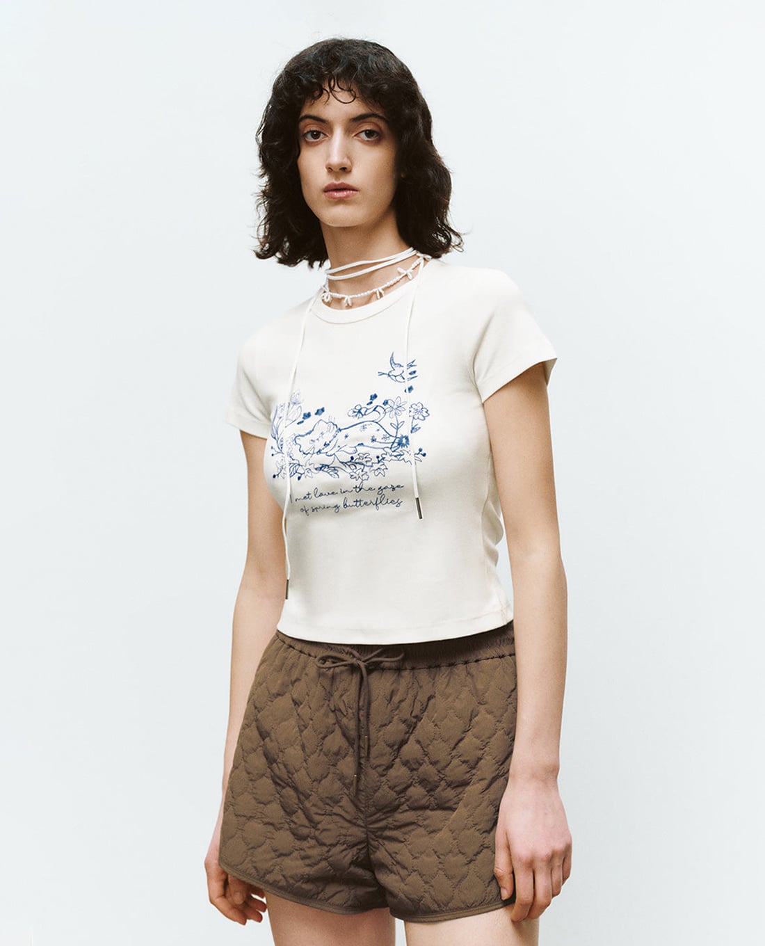 URBAN REVIVO - Áo thun nữ phom ôm thời trang