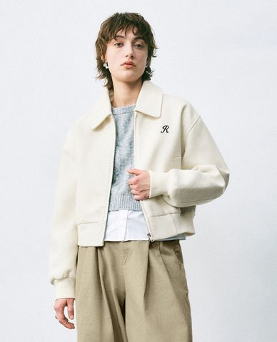  URBAN REVIVO - Áo khoác croptop nữ cổ bẻ tay dài phối zip Loose 