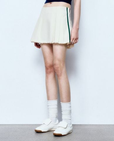  URBAN REVIVO - Chân váy xếp li mini phom chữ A 