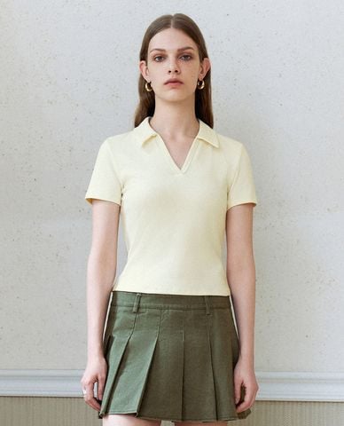  URBAN REVIVO - Áo thun nữ cổ bẻ tay ngắn thanh lịch 