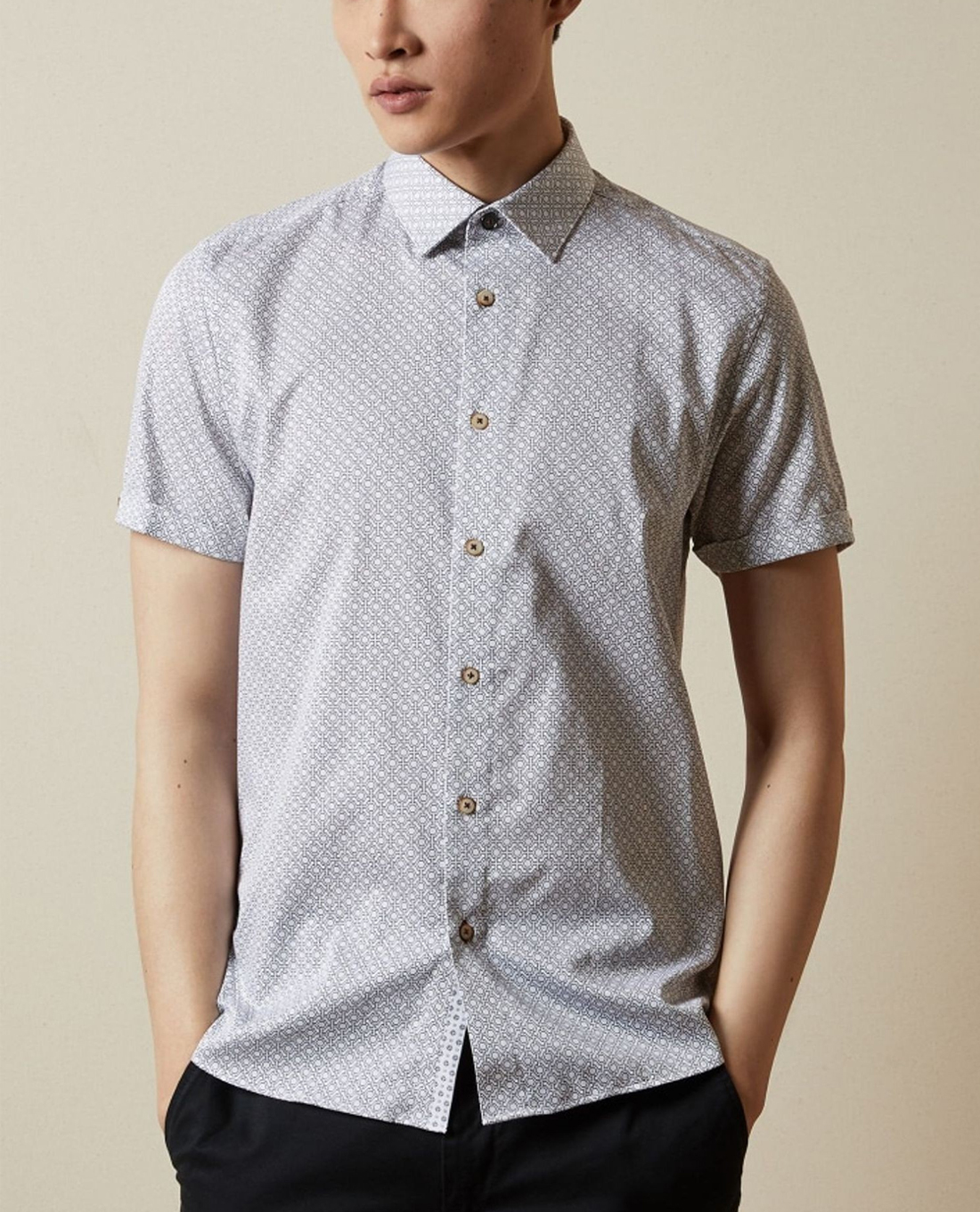 TED BAKER Áo sơ mi nam tay ngắn Namasty Geo