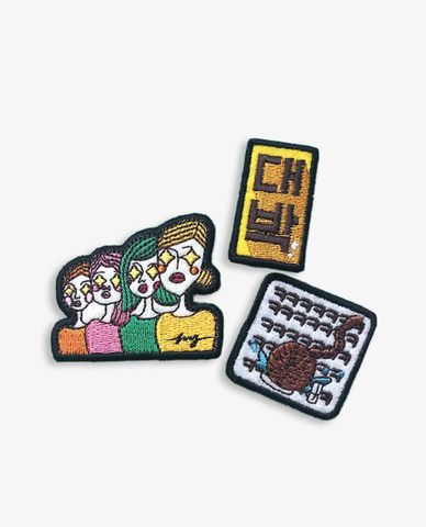  Marhen.J - Set huy hiệu cài túi xách Character Wappen 