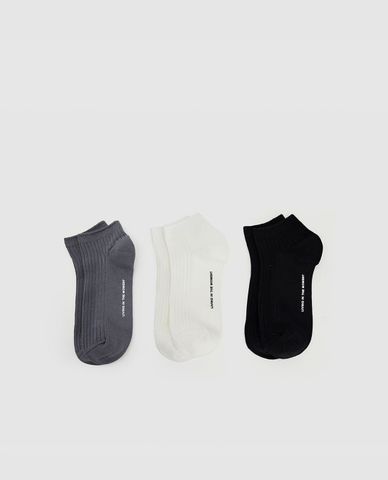  URBAN REVIVO - Set 3 vớ nam cổ thấp hiện đại 