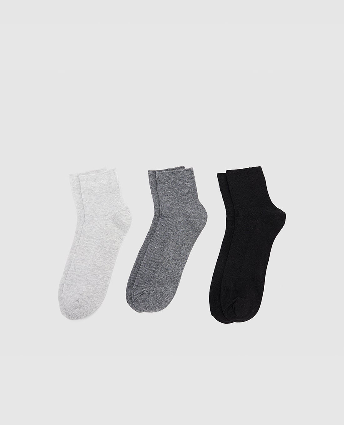 URBAN REVIVO - Set 3 vớ unisex cổ cao