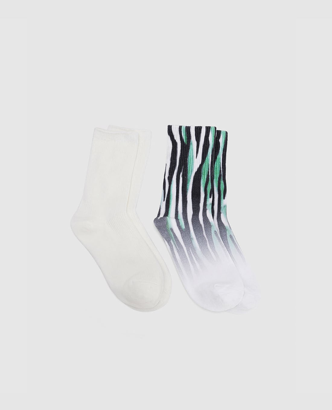 URBAN REVIVO - Set 2 đôi vớ nam cổ cao thời trang
