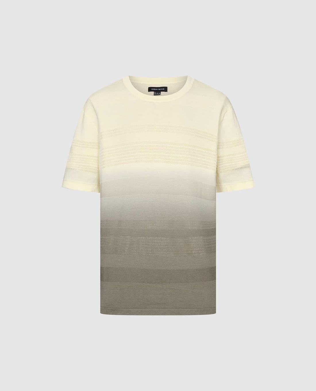 URBAN REVIVO - Áo thun nam cổ tròn tay ngắn thời trang
