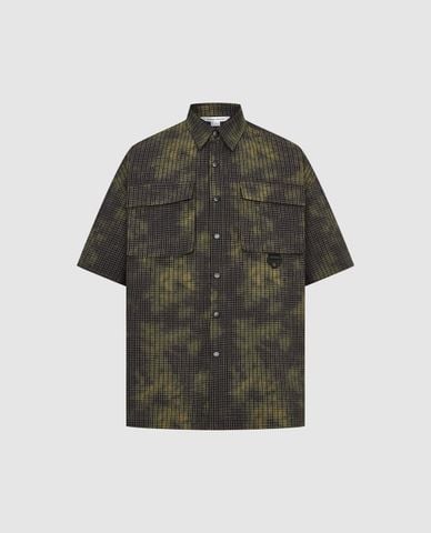  URBAN REVIVO - Áo sơ mi nam cổ bẻ tay ngắn hiện đại 