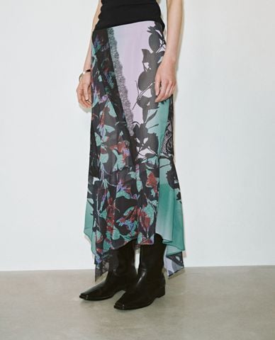  URBAN REVIVO - Chân váy midi phối họa tiết trẻ trung 