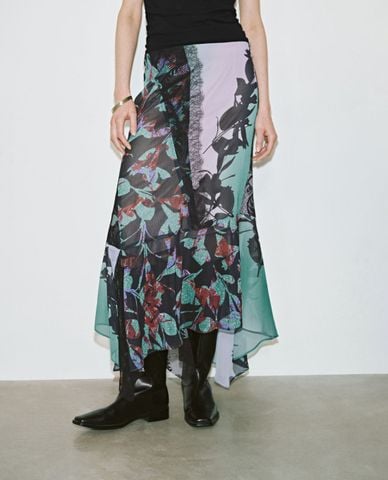  URBAN REVIVO - Chân váy midi phối họa tiết trẻ trung 