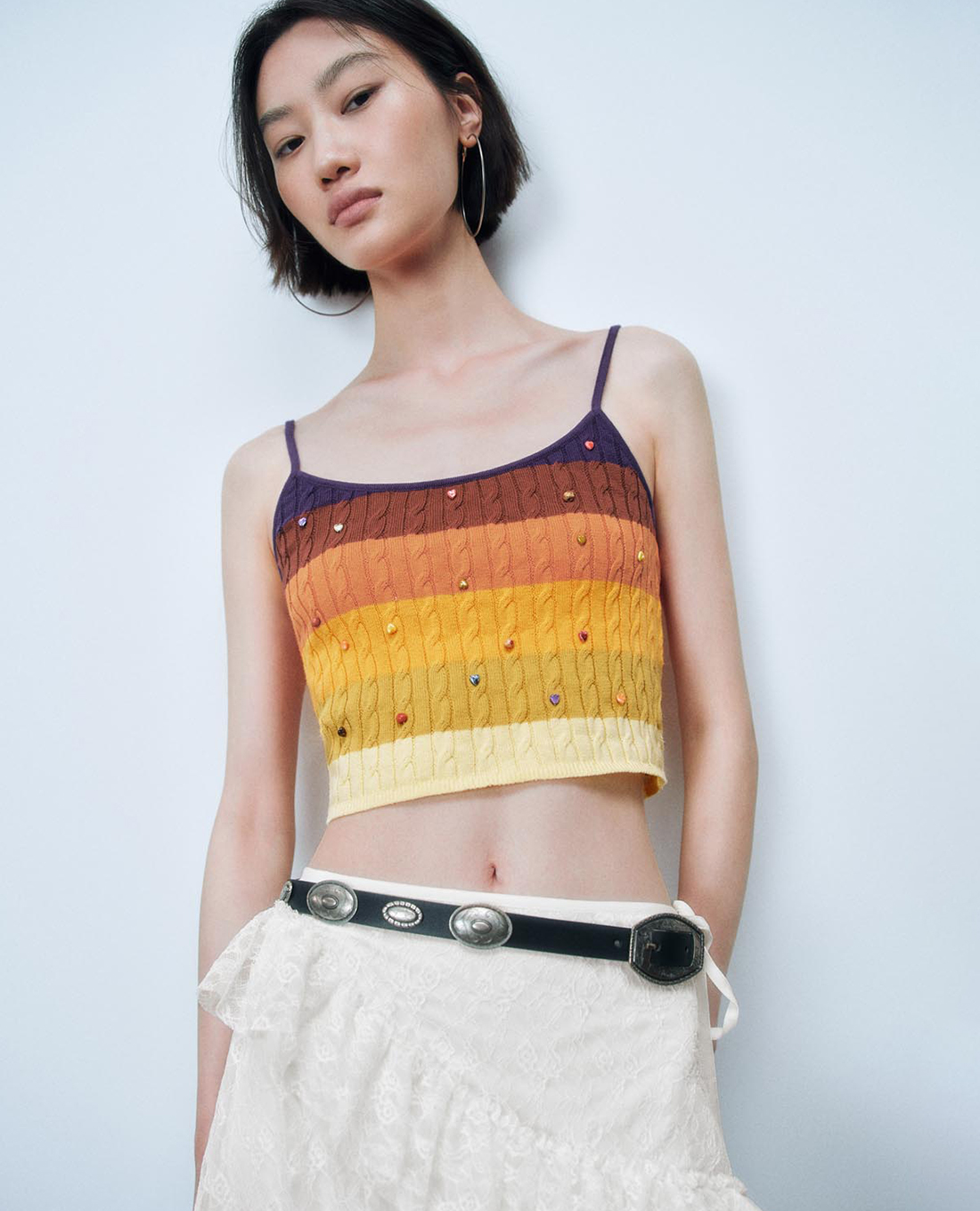 URBAN REVIVO - Áo hai dây nữ phom croptop đính đá
