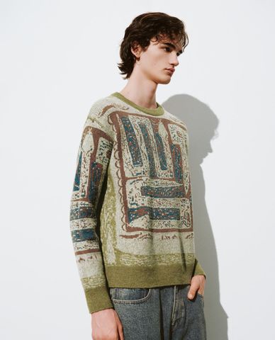  URBAN REVIVO - Áo dệt kim nam cổ tròn tay dài Printed 