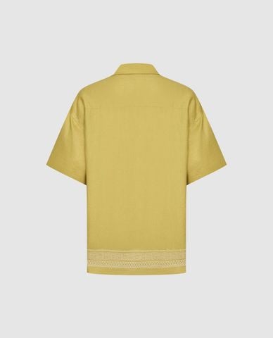  URBAN REVIVO - Áo sơ mi nam cổ bẻ tay ngắn in hình trẻ trung 