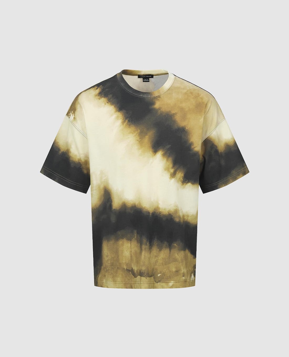 URBAN REVIVO - Áo thun nam cổ tròn tay ngắn phối màu độc đáo