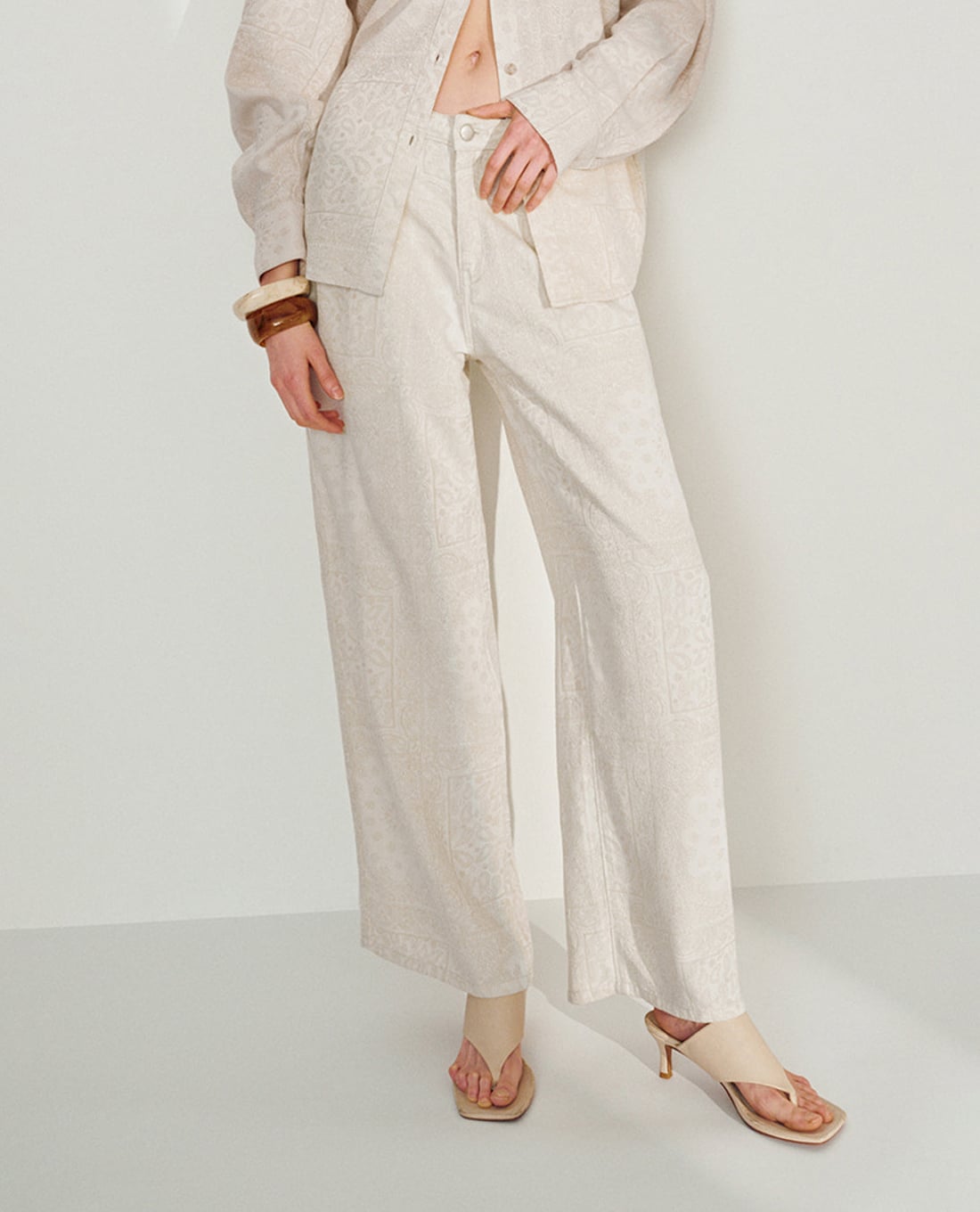 URBAN REVIVO - Quần nữ ống rộng in họa tiết