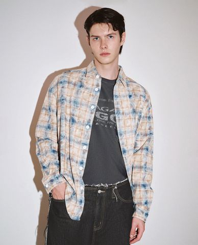  URBAN REVIVO - Áo sơ mi nam kẻ sọc hiện đại 