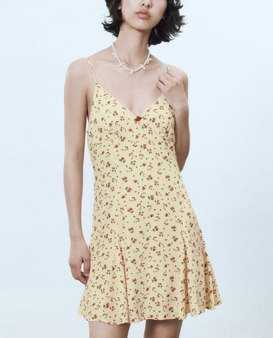  URBAN REVIVO - Đầm hai dây mini cổ V Floral 