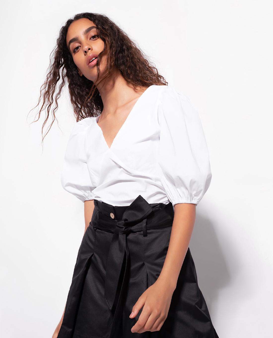 PINKO - Áo kiểu nữ cổ V tay phồng Buono