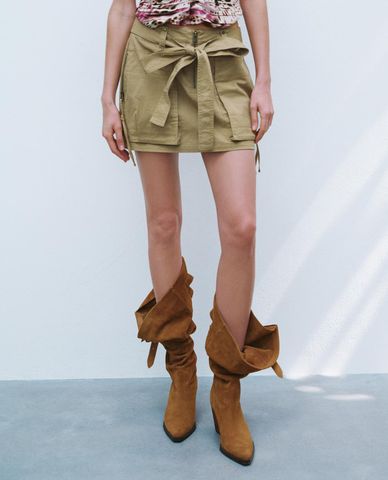  URBAN REVIVO - Chân váy chữ A mini phối nơ Straight 