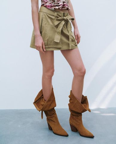  URBAN REVIVO - Chân váy chữ A mini phối nơ Straight 