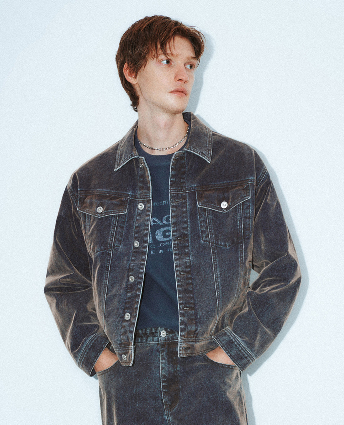 URBAN REVIVO - Áo khoác denim nam cổ bẻ tay dài Loose