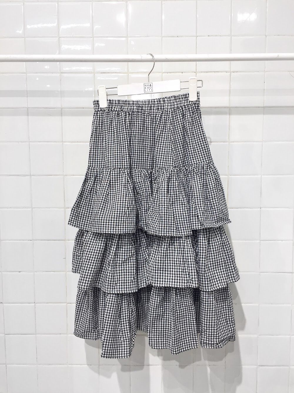 Set áo Caro Chân Váy đen Xếp Ly  ANNSHOPVN