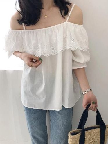 Áo 2 Dây Trễ Vai Bèo Ngực Ren Lỗ Nhà Kho Liti