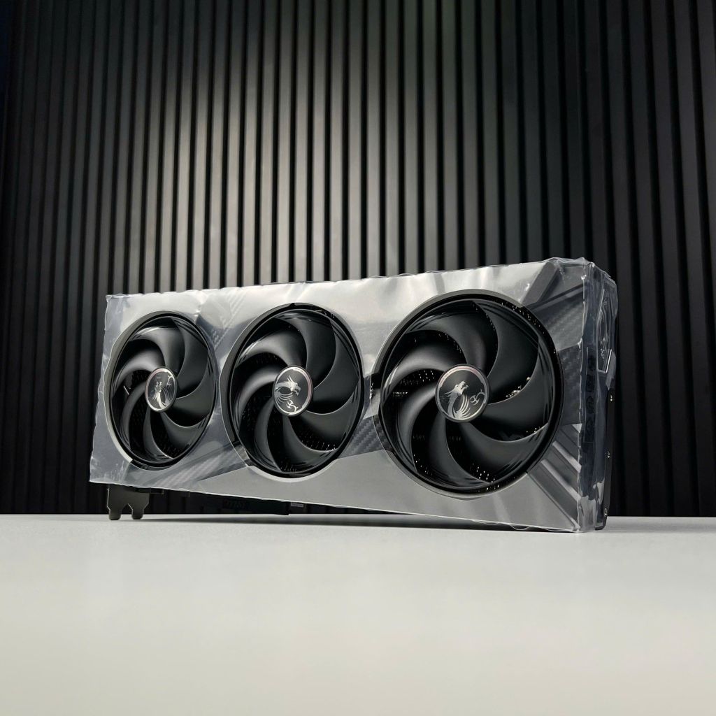 (NEW) MSI GeForce RTX 5070 12G VANGUARD SOC EDITION GDDR7