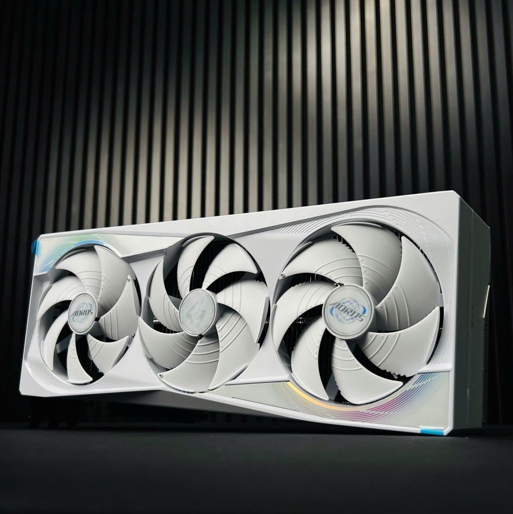 (NEW) AORUS GeForce RTX 5080 16G MASTER ICE