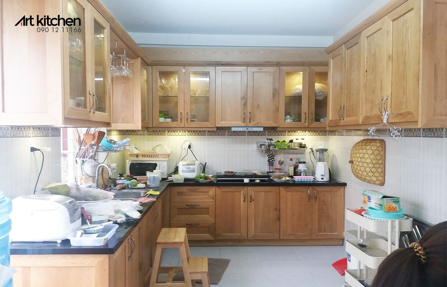 TỦ BẾP GỖ SỒI SƠN PU-S11