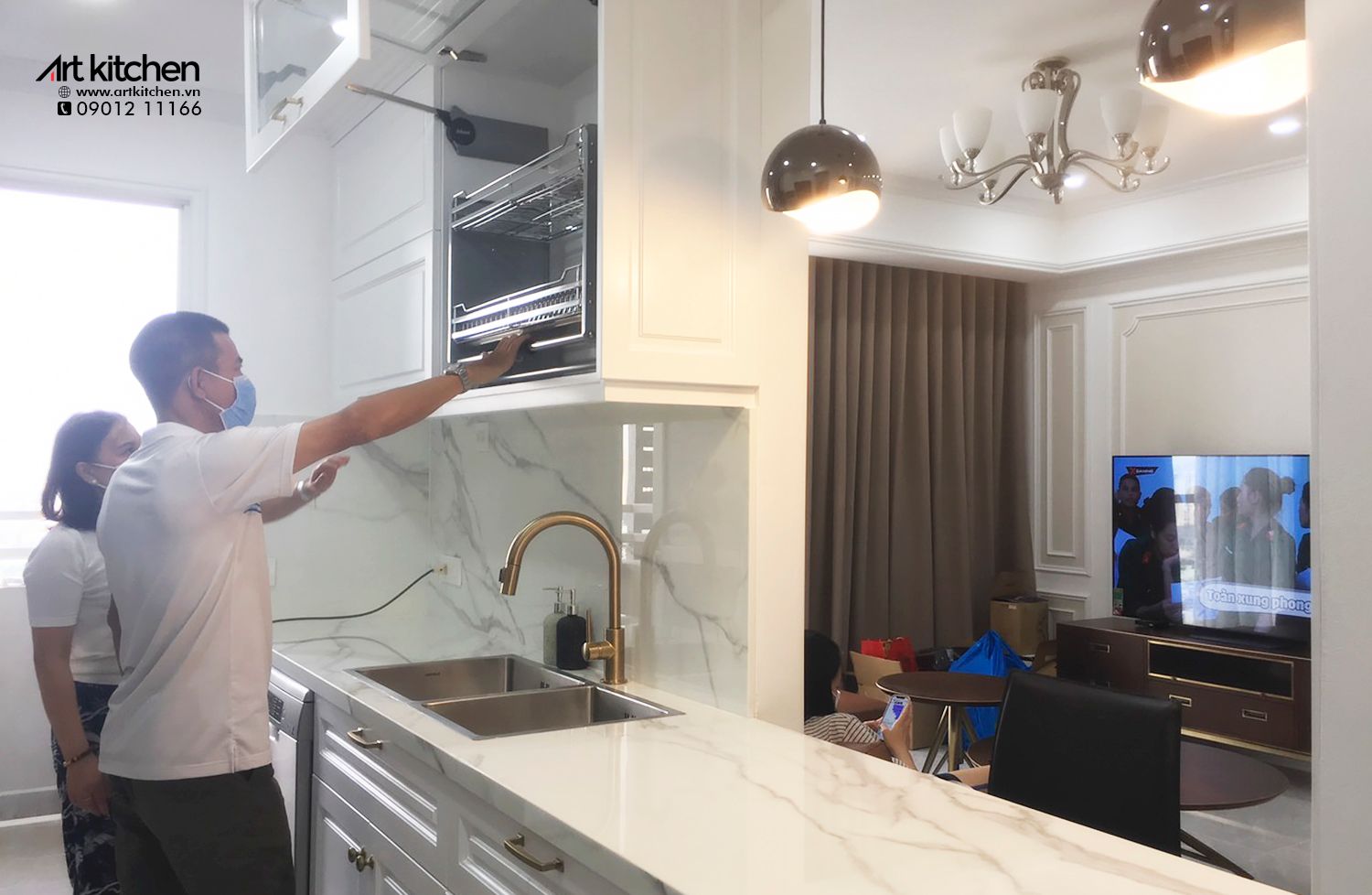 TỦ BẾP GỖ SỒI SƠN PU-S20