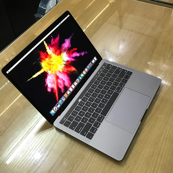 Kết quả hình ảnh cho MacBook Pro 13" 2017 99% có touchbar