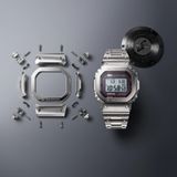  CASIO G-SHOCK MRG-B5000D-1 