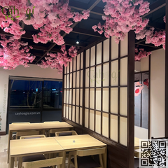Thi Công Giàn Hoa Hồng Leo Giả Trang Trí Quán Phở