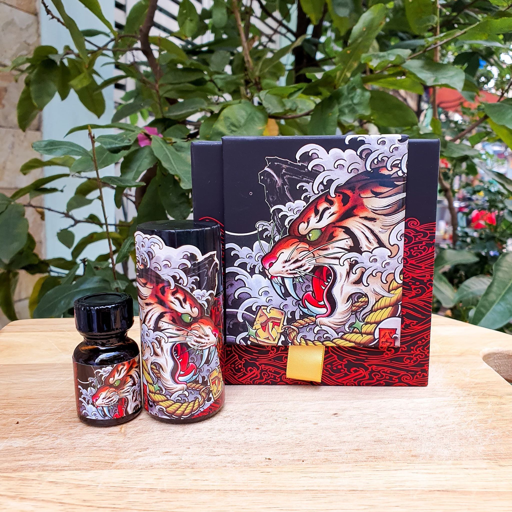 COMBO 1 SET POPPER 40ML + 10ML CỌP ĐỎ  ( TẶNG KÈM 1 GEL TINH TRÙNG LOVE KISS + 1 GELDUREX + FREE SHIP 6KM )