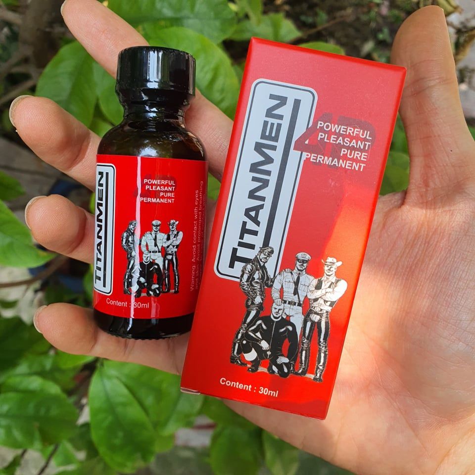 POPPER TITAN MEN 4P ĐỎ MẠNH MẼ 30ML  ( TẶNG KÈM BCS + 2 VIEN CƯƠNG DƯƠNG + FREE SHIP 6KM  )