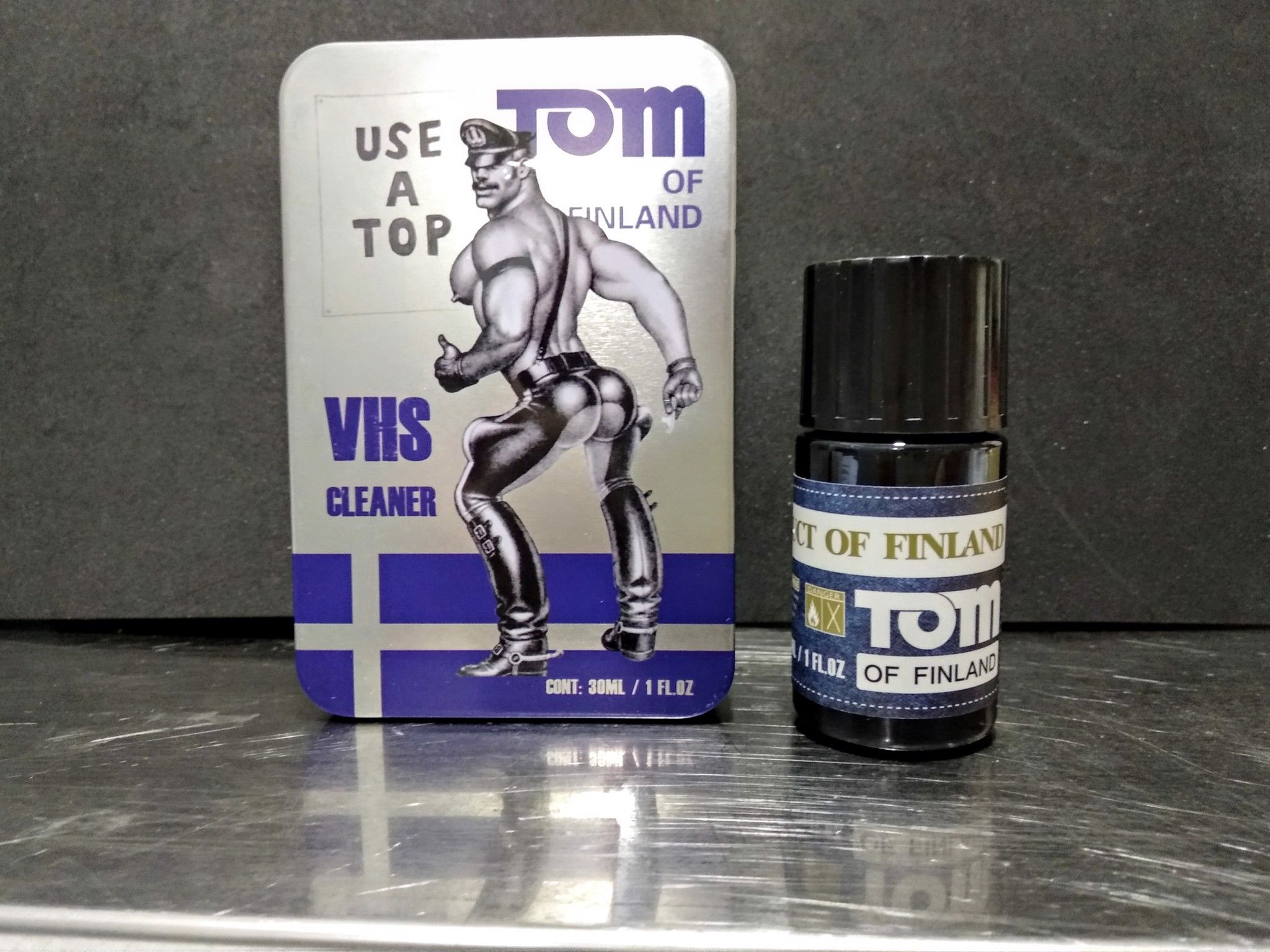 POPPER TOM TOP  ( TẶNG KÈM 1 LỌ 10ML + BCS DUREX + FREE SHIP 6KM  )