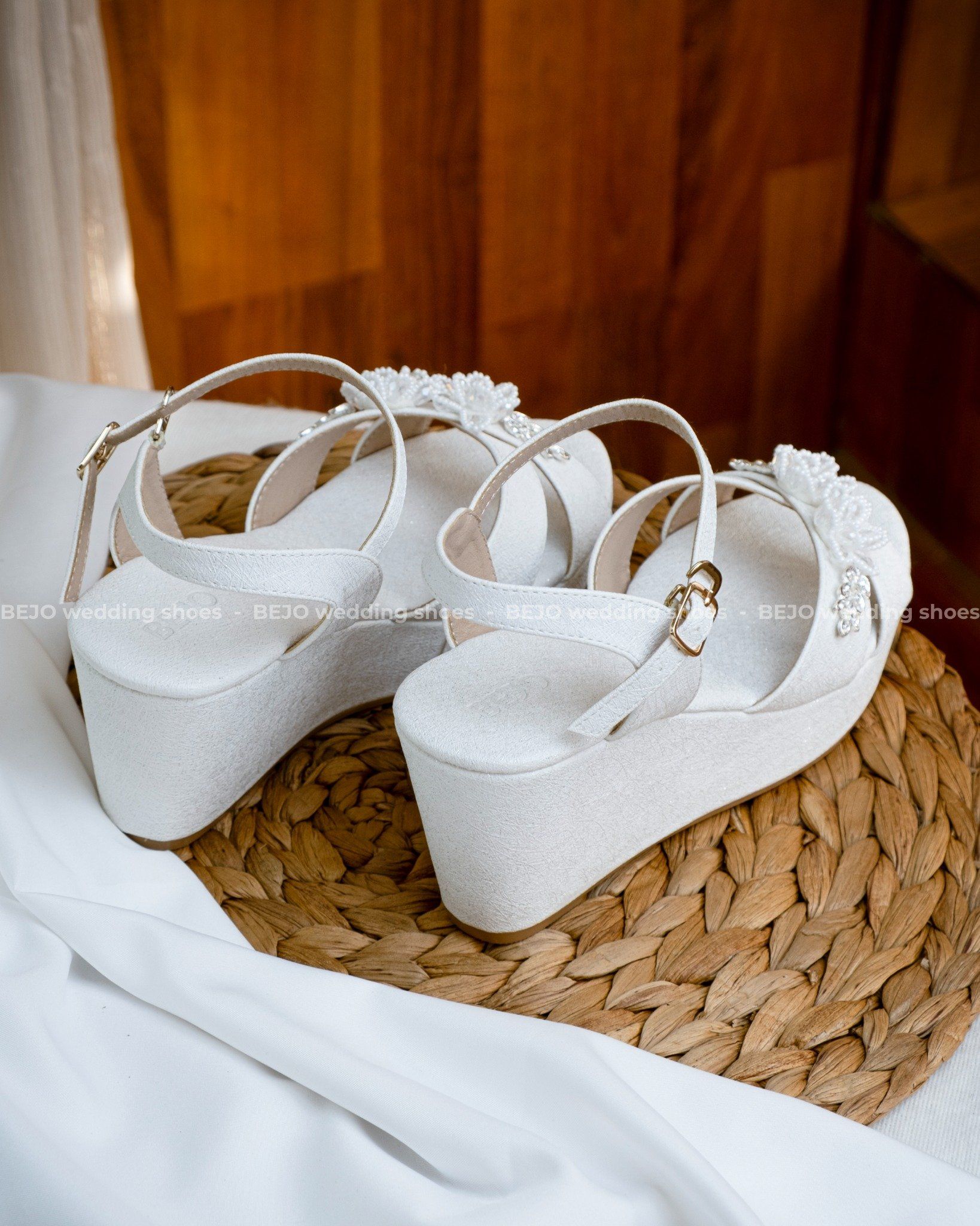  Giày cưới cao cấp BEJO WEDDING SHOSE- W06.7P.03 hoa cườm 