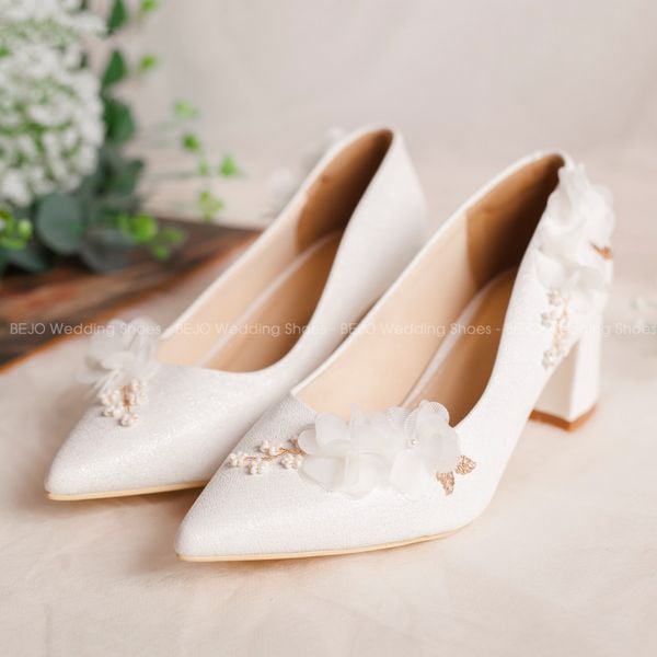  Giày cưới - Giày cô dâu cao cấp BEJO H80.05.TRANG.KT.HOAVOANLUA 