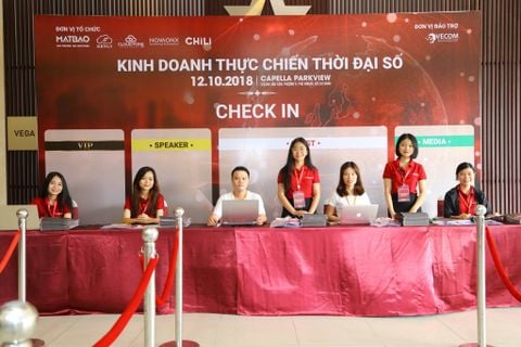 MẮT BÃO - KINH DOANH THỜI ĐẠI SỐ