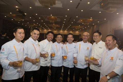 HƯỚNG NGHIỆP Á ÂU - LỄ TRI ÂN 20/11