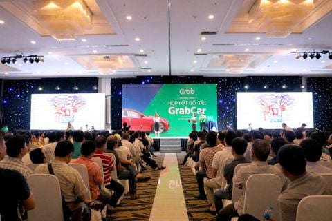 GRAB CAR - HỌP MẶT ĐỐI TÁC