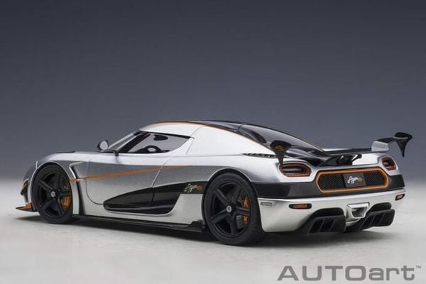 Xe Mô Hình Koenigsegg Agera RS 1:18 Autoart ( Moon Silver / Carbon with Orange )