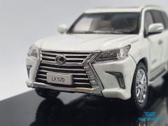 Xe Mô Hình Lexus LX570 Sonic Quartz 1:64 Kyosho (Trắng)