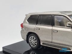 Xe Mô Hình Lexus LX570 Sonic Quartz 1:64 Kyosho (Xám)