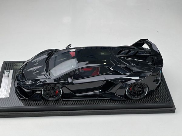 Xe mô hình tĩnh Lamborghini Aventador EVO 700GT 1:18 LBWK (Matt Black)