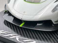 Xe Mô Hình Koenigsegg Jesko 1:12 FrontiArt ( Trắng )