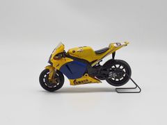 XE MÔ HÌNH YAMAHA M1 NO 46 1:18 NEWRAY (VÀNG)