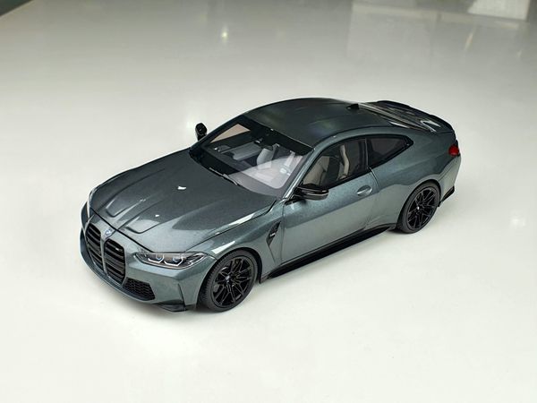 Xe Mô Hình BMW M4 - 2020 1:18 MiniChamps (Grey Metallic)