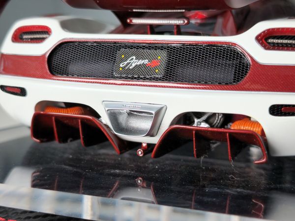 Xe Mô Hình Koenigsegg Agera RS Limited 500 1:18 FrontiArt ( Trắng Đỏ )